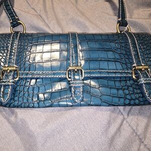 Elegant Blue Crocodile-Embossed Women's Bag